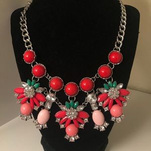 Statement necklace